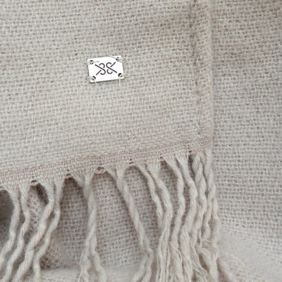 Soia & Kyo Pink Wrap Shawl Fringe Trim Woven Scarf Scarfigan - Picture 6 of 11